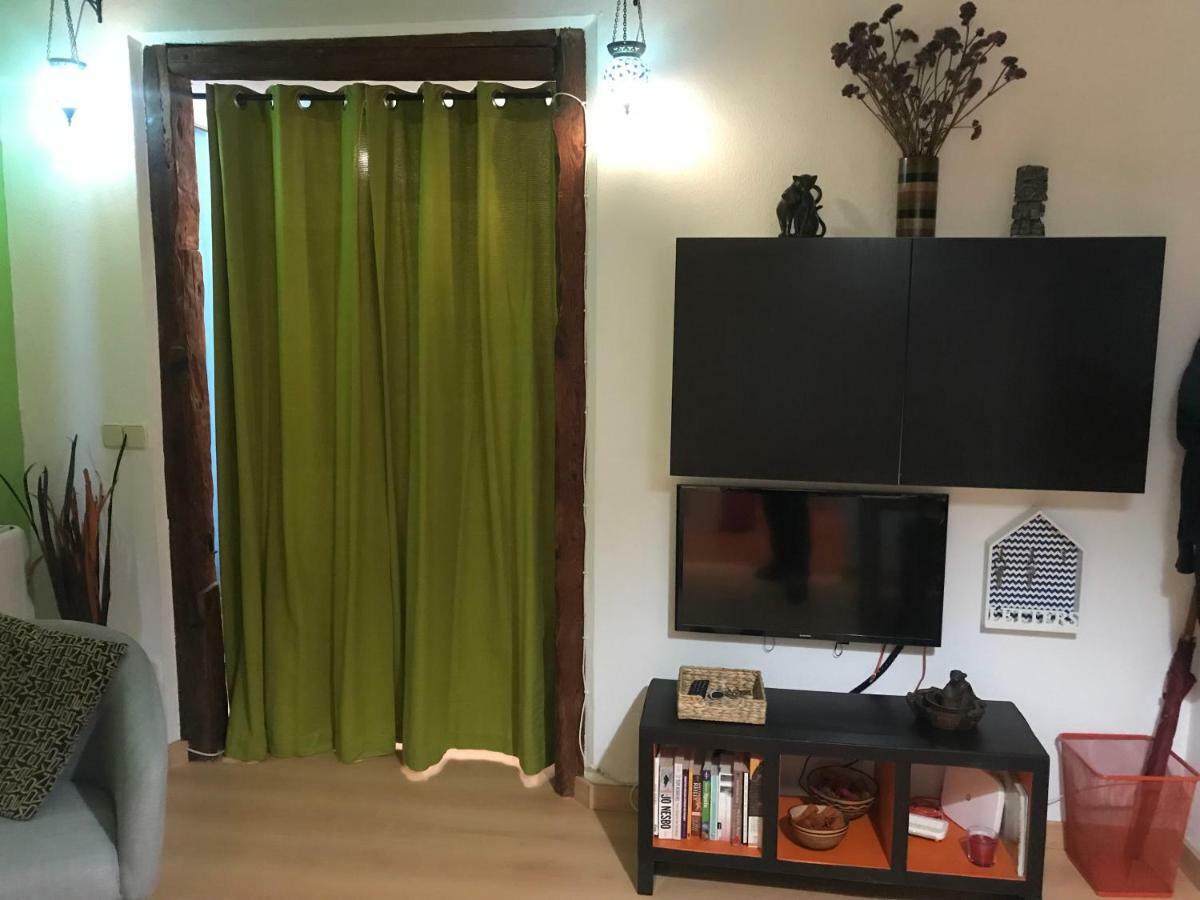 Apartamento En Corrala Madrid Eksteriør billede