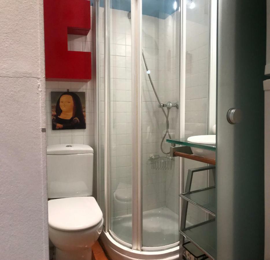 Apartamento En Corrala Madrid Eksteriør billede