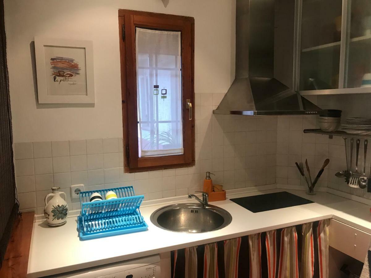 Apartamento En Corrala Madrid Eksteriør billede