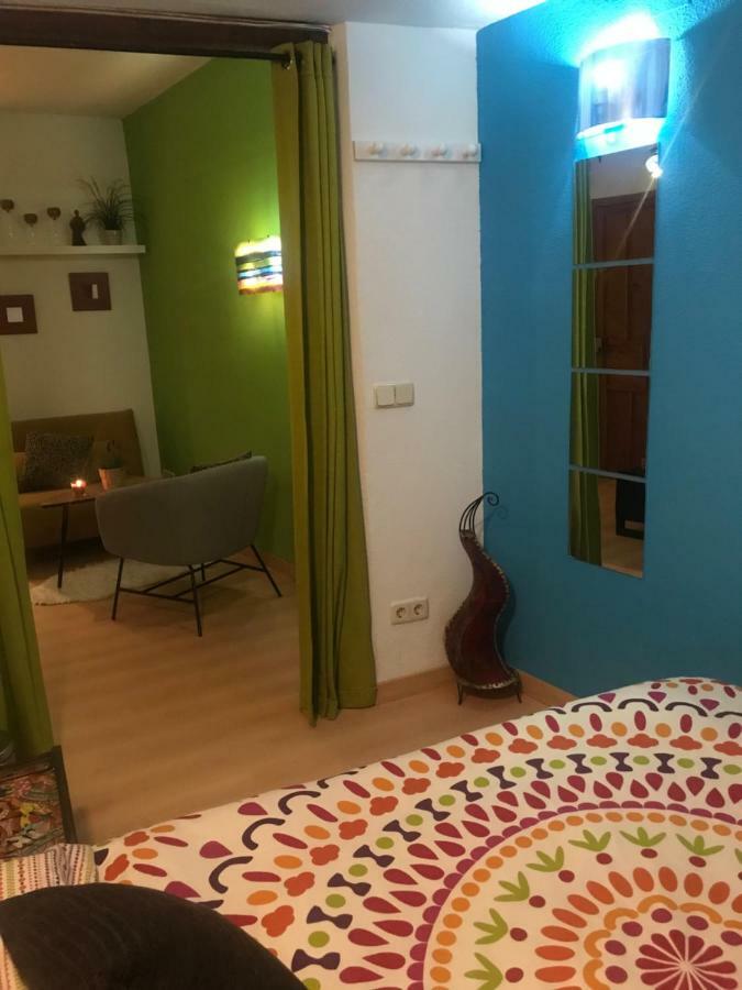 Apartamento En Corrala Madrid Eksteriør billede